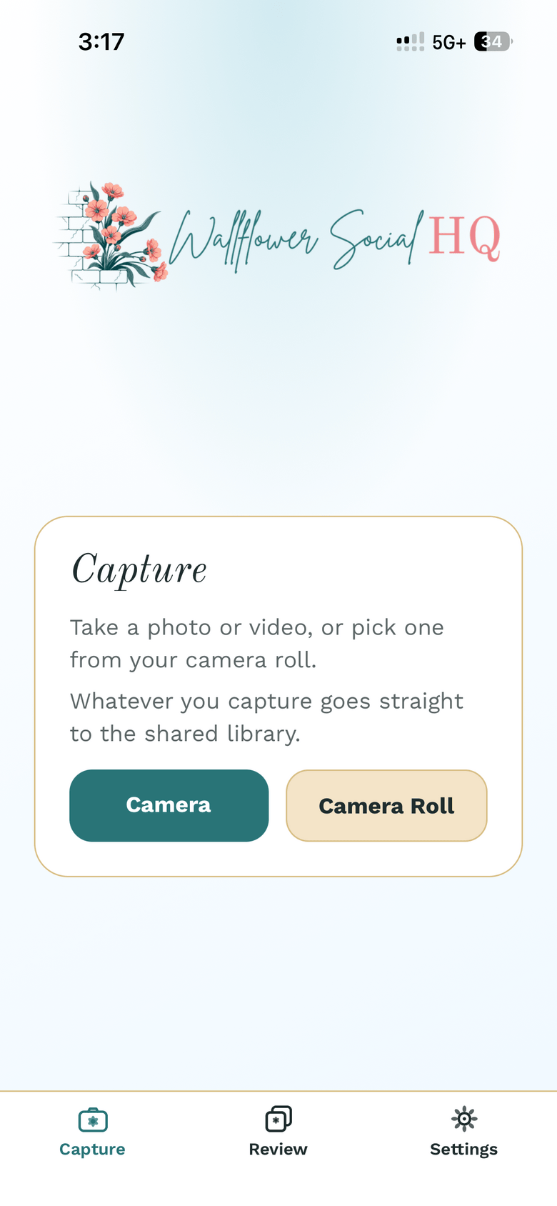 Capture tab for Windrow Bakehouse with the Camera and Camera Roll buttons